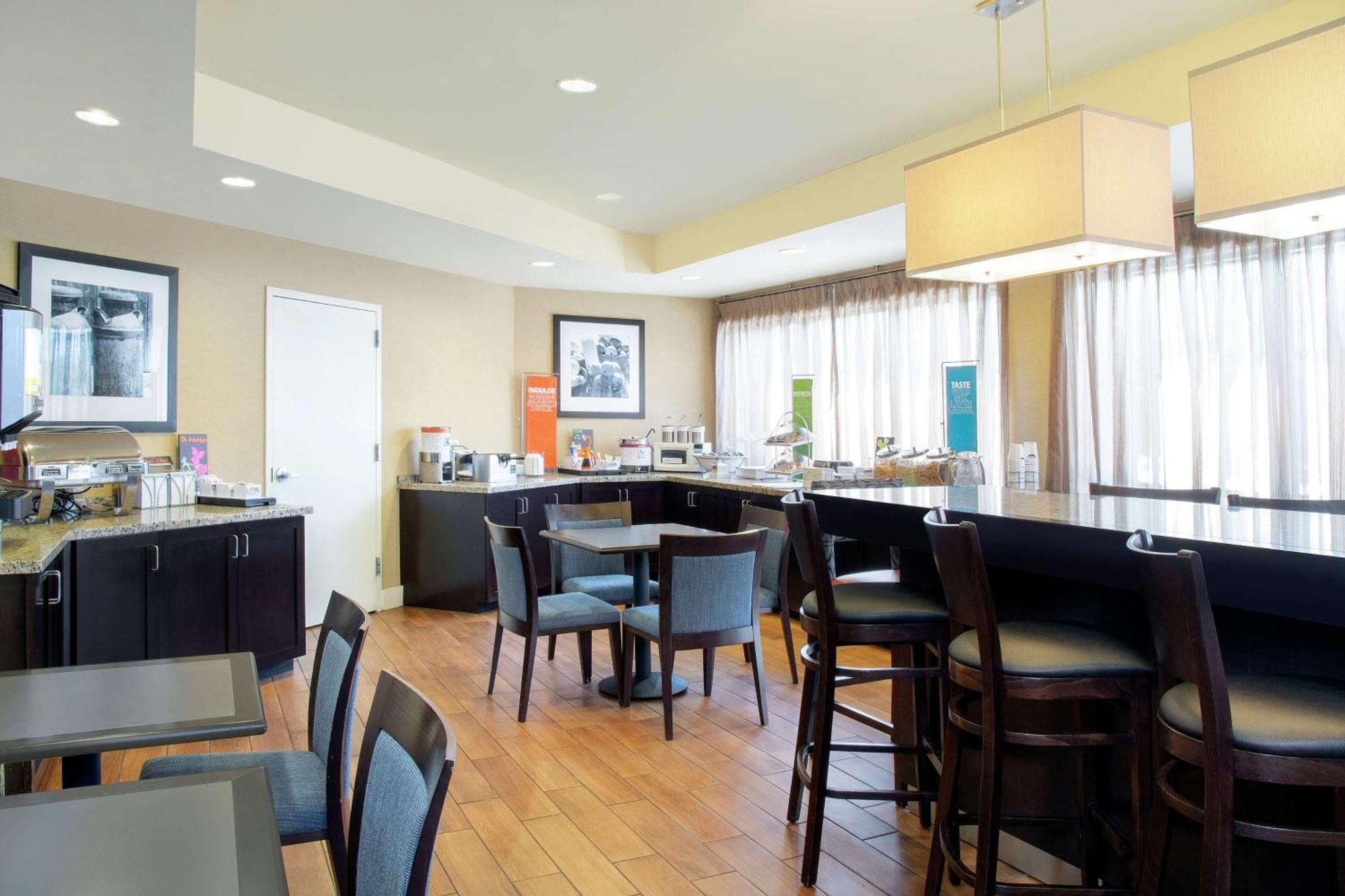 Hampton Inn Merrillville Eksteriør bilde